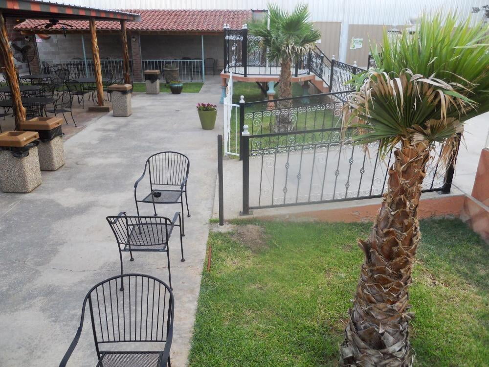 Bar Back Patio Odessa TX Site Pictures